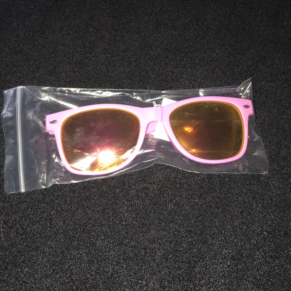 NWT Pink sunglasses